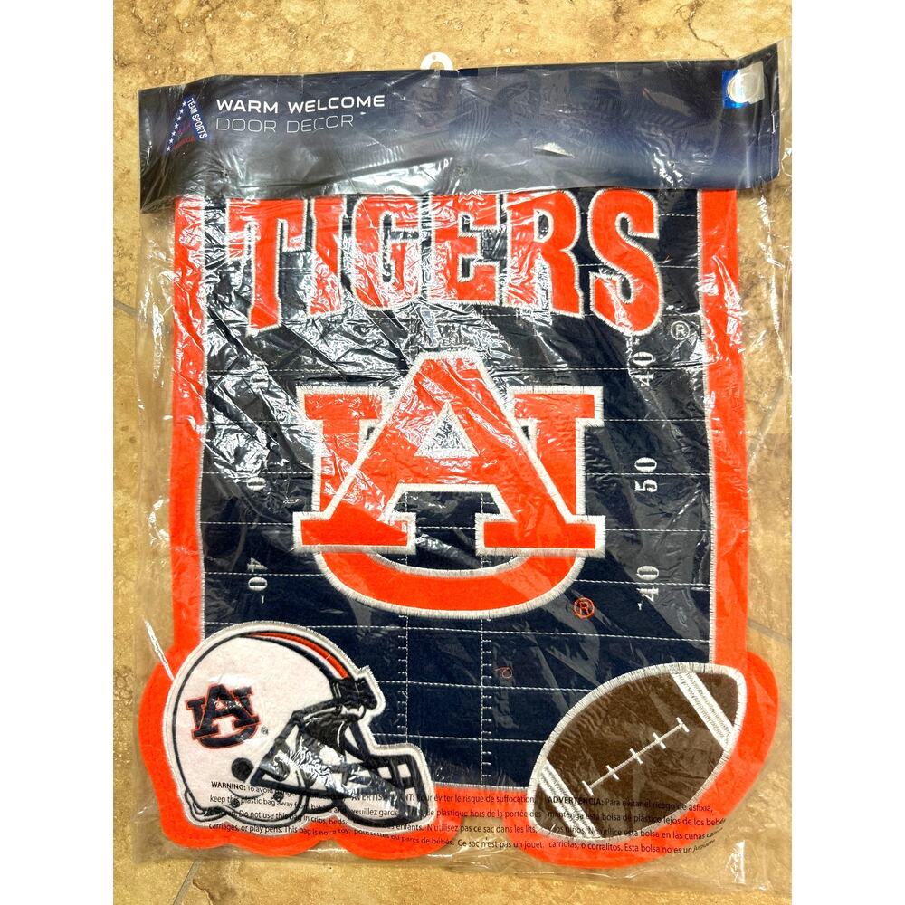 NIB Licensed Auburn University Tigers Warm Welcome Door Hanging Decor